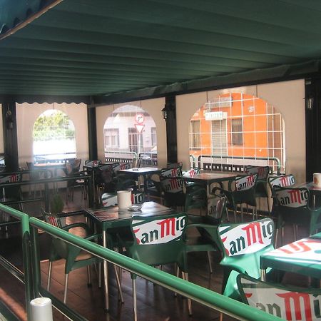 Hostal Restaurante La Trucha Benavente Eksteriør bilde