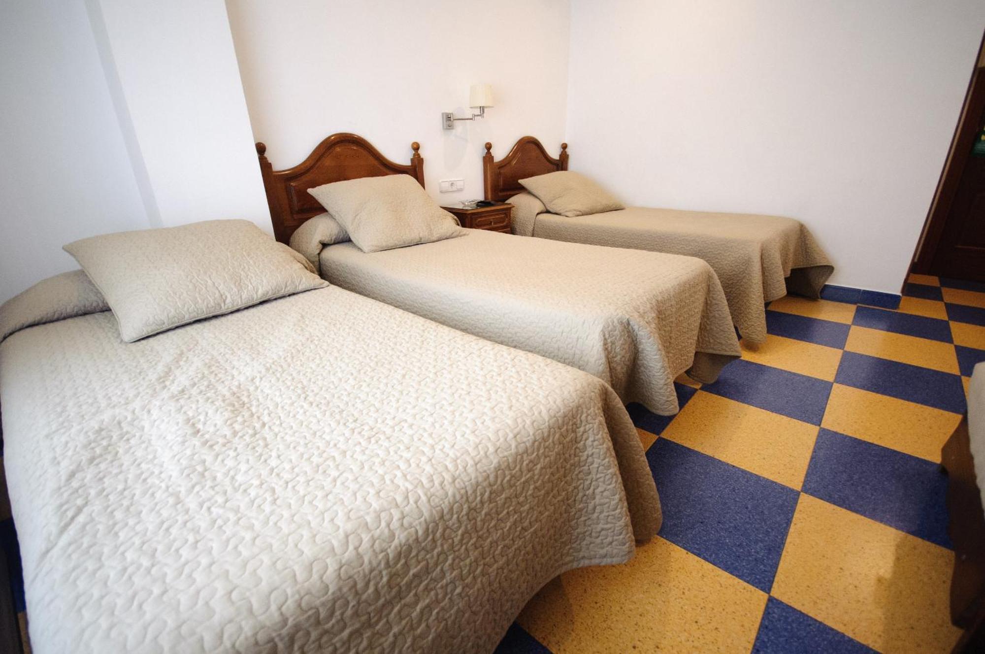 Hostal Restaurante La Trucha Benavente Rom bilde