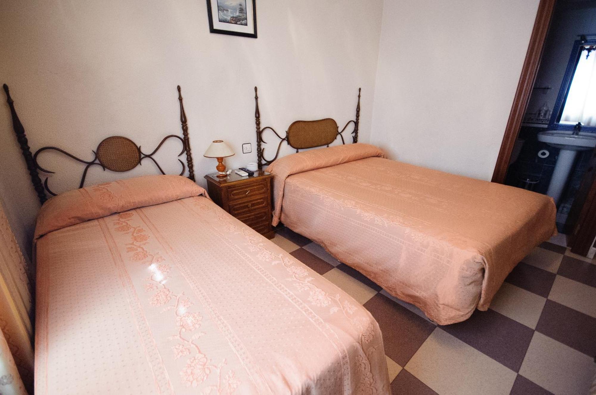 Hostal Restaurante La Trucha Benavente Rom bilde
